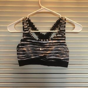 Nike sports bra small